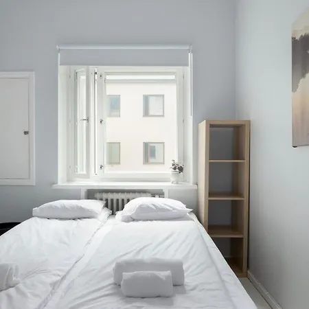 Stylish And Renovated In Punavuori *