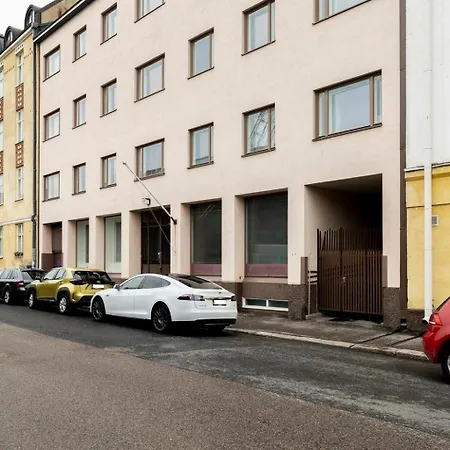 Stylish And Renovated In Punavuori 公寓